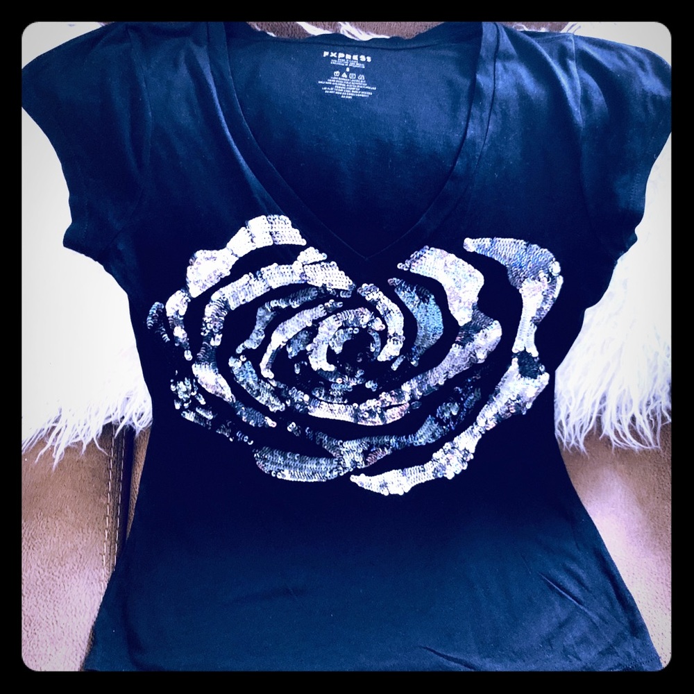 Black Express T-shirt w/ Silv & Gray Rose Sequin